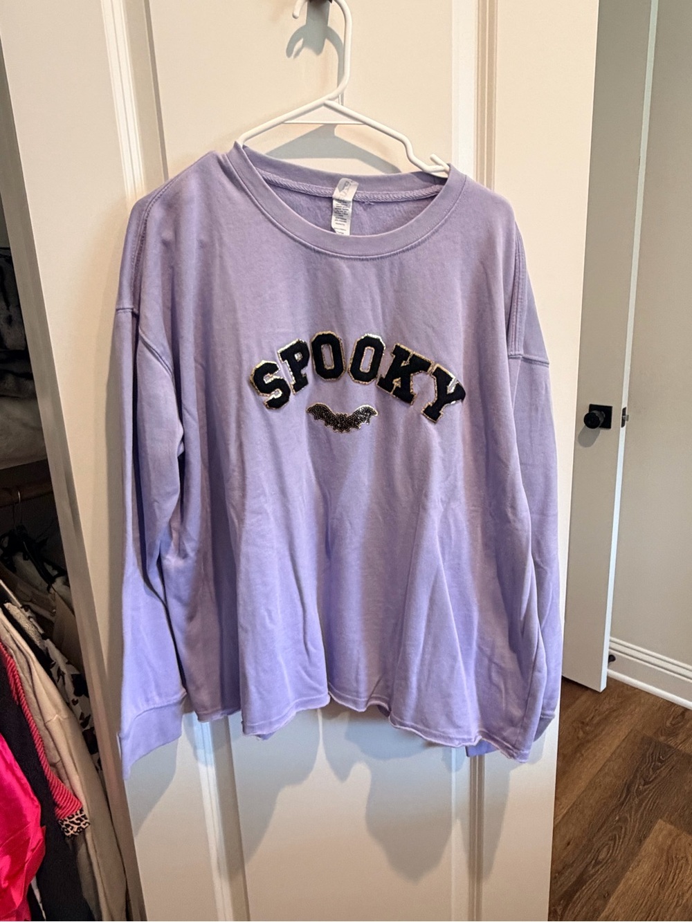Lilac 'Spooky' Graphic Long-Sleeve Sweatshirt
